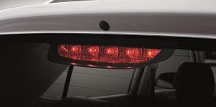 <h4>High Mounted Stop Lamp </h4>

<p>HMSL with a five bulb-array maximises visibility and promotes safer braking.</p>
