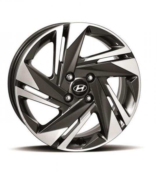 <h4>16-inch Alloy wheels (2 tone)</h4>
